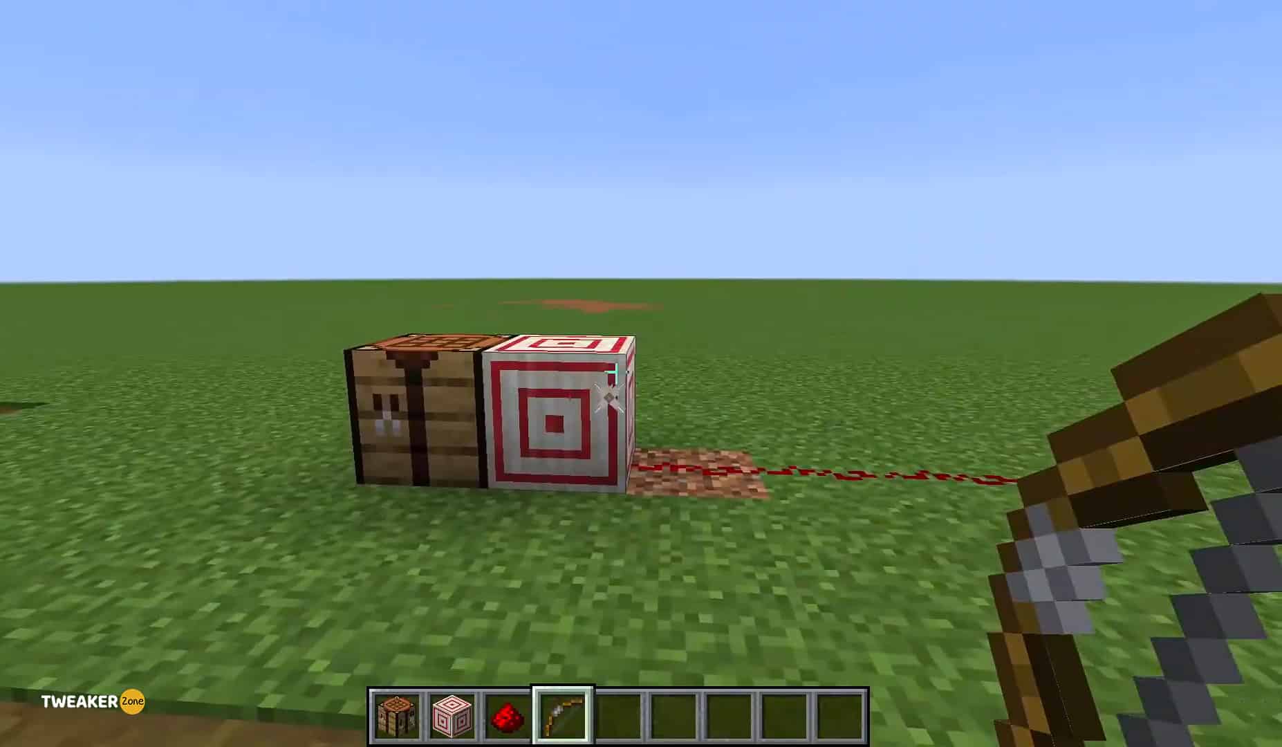 How to Use a Target Block in Minecraft
